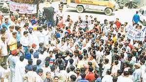 Youth Akali Dal activists stage a rally against the Congress government