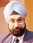  Navtej Sarna 
