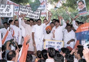 The office bearers of the Third Front demonstrating against the recent hike in electricity tariff and the acute shortage of drinking water in the Capital