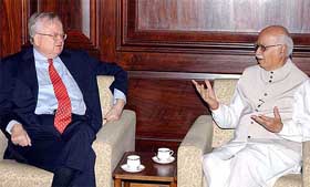 Deputy Prime Minister L.K. Advani speaks to US Ambassador to India Robert D. Blackwill