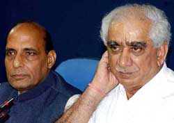 Union Finance Minister Jaswant Singh and Union Agriculture Minister Rajnath Singh 