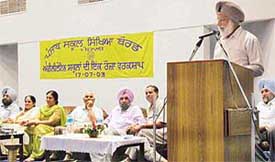 Dr Kehar Singh, Chairman, Punjab School Education Board, addresses school principals 