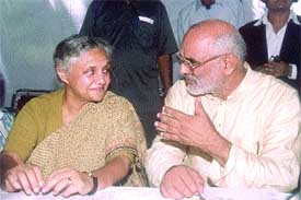 Delhi Chief Minister Sheila Dikshit with Labour Minister Sahib Singh Verma at a condolence meeting organised in memory of the late vice president Krishan Kant