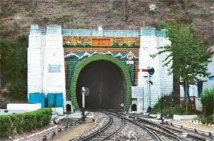 One the main attractions of the station is its tunnel, which is the longest on the Kalka-Shimla line
