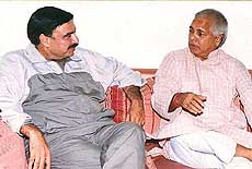 Sheikh Rashid Ahmed (left) and Laloo Parshad Yadev