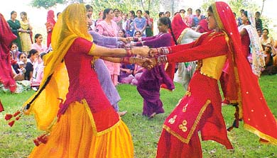 Sisterly dance of Teej