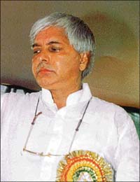 Laloo drew admiring crowds in Pakistan