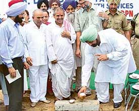 The Minister for Sports and Youth Services Jagmohan Kang performs Bhoomi Pujan of the Punjab Yuva Bhavan in Sector 42, Chandigarh