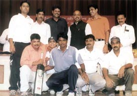 Former Indian cricket captain Kapil Dev with Minister of State for Youth Affairs and Sports Vijay Goel at a function to felicitate sports clubs from the Chandni Chow area