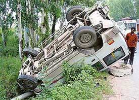 A Tata Sumo that overturned after colliding with a scooter, killing a college girl of Dera Bassi and injuring four others on the Kalka-Ambala highway, near Zirakpur