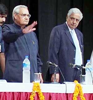 Prime Minister Atal Bihari Vajpayee, along with Jammu and Kashmir Chief Minister  Mufti Mohammad Sayeed