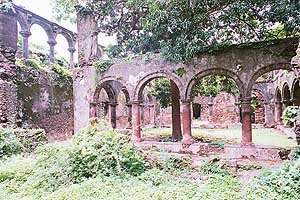 The walls and a vaulted roof at the far end of the fort