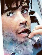 Smell fear in Phone Booth