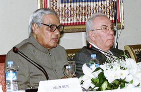 Prime Minister Atal Bihari Vajpayee addresses the India-Turkey Joint Business Meet