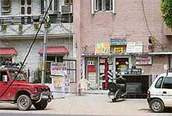 The use of a residential area for commercial purposes is common in the city. 