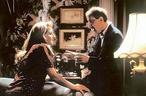 Helen Hunt and Woody Allen in The Curse of the Jade Scorpion