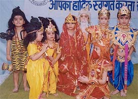 Tiny tots of Shanti Niketan Adarsh Vidyalaya enact a scene from Ramayana as they take part in a fancy dress show