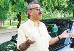 Manmohan Lal ( Mac) Sarin, civil lawyer