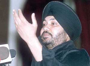 Daler Mehndi addresses a Press conference