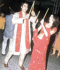 Manish Paul and Shonali at the dandiya evening.
