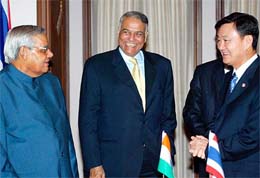 Thai Prime Minister Thaksin Shinawatra shares a light moment with Indian Prime Minister Atal Bihari Vajpayee
