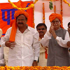 Deputy Prime Minister L.K. Advani and BJP President M. Venkaiah Naidu at a rally in Panipat
