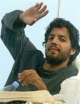 US illusionist David Blaine sits suspended in a box 