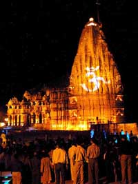 'Om' being depicted on the famous Somnath temple