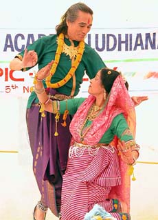 Rajkumar Gurusinghjit and his wife Charu Sija perform raslila at Darshan Academy