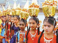 Students from Tamil Nadu prepare to present a dance during the National Childrens Festival 