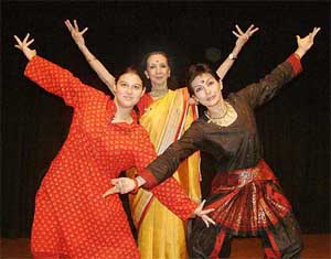 Padma Bhushan Mrinalini Sarabhai and Mallika Sarabhai come together for the first time to render a classical treatise at the Nehru Centre in Mumbai