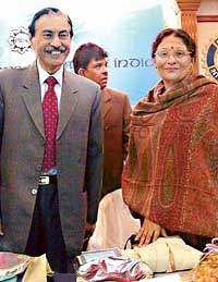 Mr Vijay Sehgal, former Editor of the Dainik Tribune, and Mrs Adity Dua, former president of the Public Relations Society of India