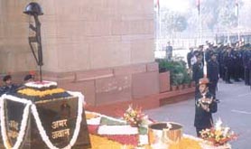 On the occasion of NCC Day, Lt-General B. K. Bopanna, AVSM, VSM, Director-General, laying a wreath at Amar Jawan Jyoti, India Gate, in the Capital on Sunday