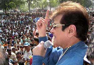 Bollywood actor Jitendra campaigns for the Congress at a public meeting in Indore