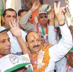 Congress candidate from Krishna Nagar Narender Jain during the campaigning in the Capital