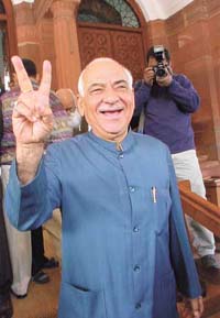 Delhi BJP President Madan Lal Khurana on the first day of the Winter Session of Parliament in the Capital