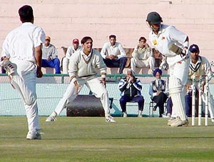Mumbais Amol Mazumdar faces Amit Uniyal of Punjab in the Elite Group A Ranji Trophy match