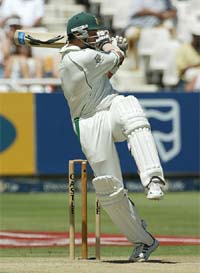 South African batsman Jacques Kallis hooks a delivery against the West Indies at Newlands Cricket Ground in Cape Town 