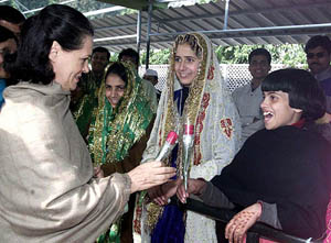 Congress President Sonia Gandhi with Kashmiri orphans at her residence