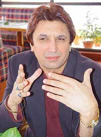 Mangal Dhillon