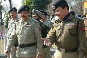 Wing Commander of Pakistani Rangers Sher Zaman Khan with BSF officials at Wagah joint checkpost