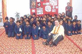 GE Foundation has awarded a grant of Rs. 17 lakh to Vidya, an 18-year-old NGO working to educate the underprivileged children