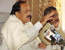 BJP President Venkaiah Naidu addresses the party's Regional Core Group meeting, with Mr Sanjay Joshi, general secretary, on his side, at the TTTI, Sector 26