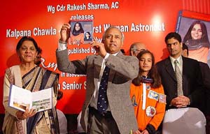 Wing Commander Rakesh Sharma (retd), Indias first cosmonaut, releases a book on Kalpana Chawla on her first death anniversary