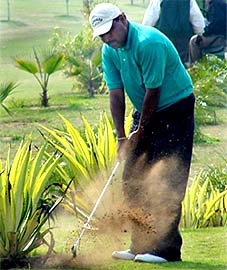 Vijay Kumar caught in a rough patch in the Air Canada Forest Hill Golf Open in Chandigarh 