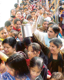 Long queues at the Sanglawala Shivala Temple on the occasion of Shivaratri, in Ludhiana