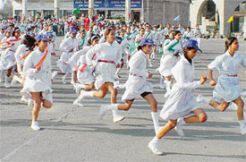 Kendriya Vidyalaya students participate in a marathon in Sector 31