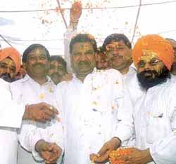 Param Jeet Singh Pamma, president, Barri Market Traders Association during the Holi Mangal Milan in the Capital