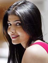 Miss India 2003 Ami Vashi
