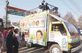 The Jagran Jyot Rath launched by the Youth Congress for the parliamentary elections at the Pradesh Congress office in Srinagar